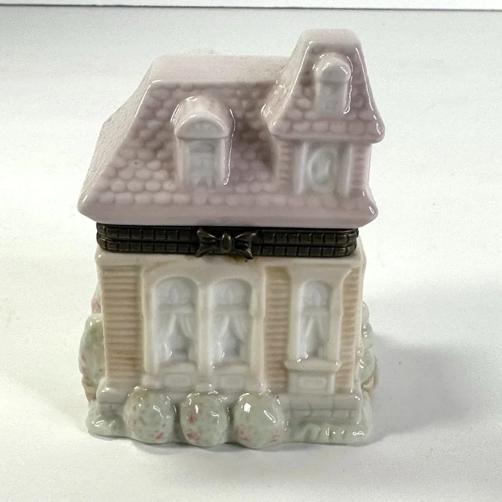 Porcelain Pastel Cottage with Hinged Lid for Trinkets or Rings